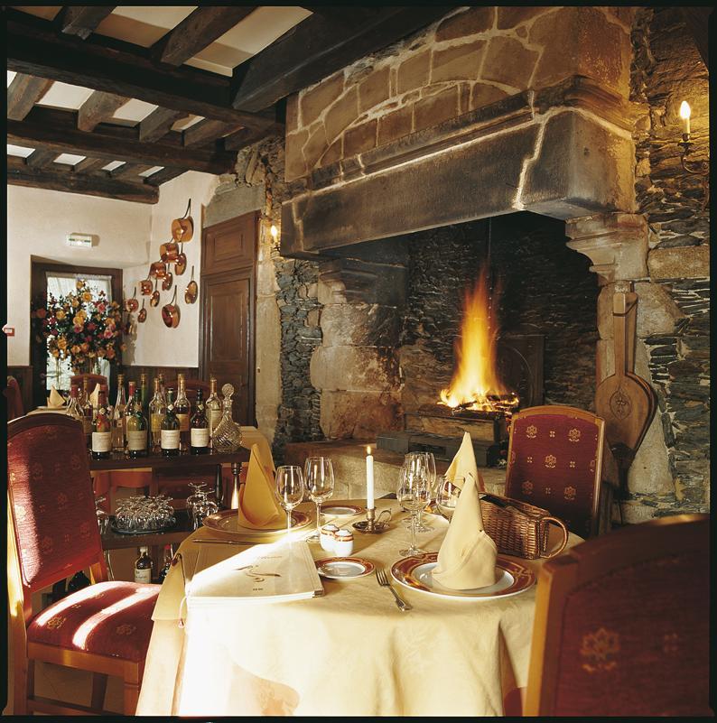 Hôtel Le Pelican à Rochefort-en-Terre Extérieur photo