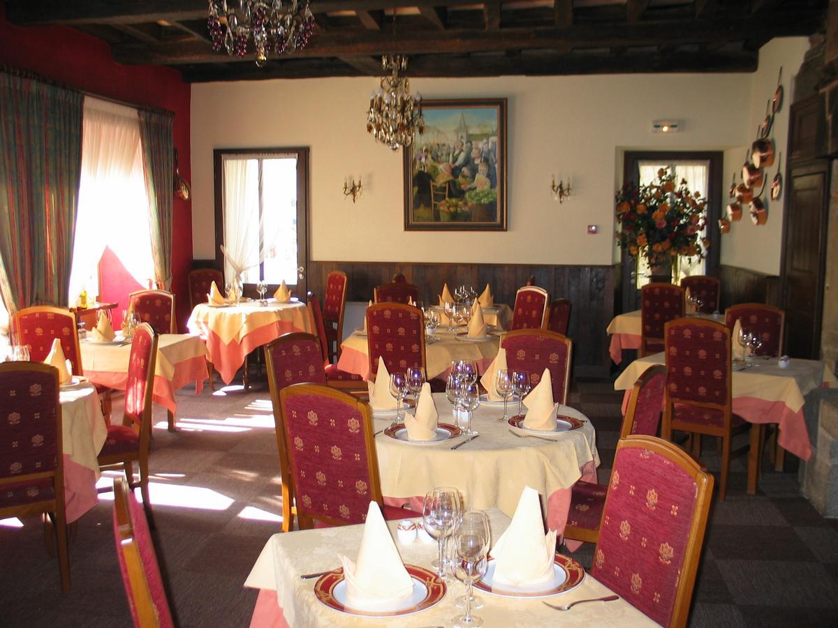 Hôtel Le Pelican à Rochefort-en-Terre Extérieur photo
